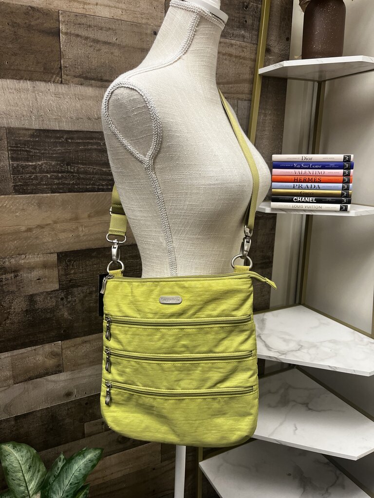 Baggallini Green Zippered Cross Body Bag