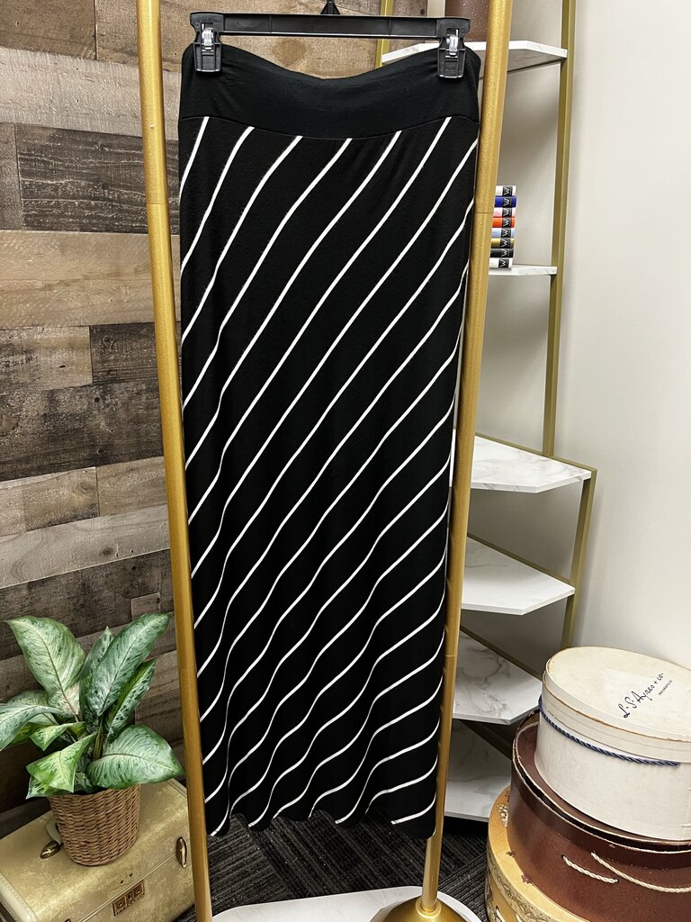 Karen by Karen Kane Black/White Striped Maxi Skirt Size L