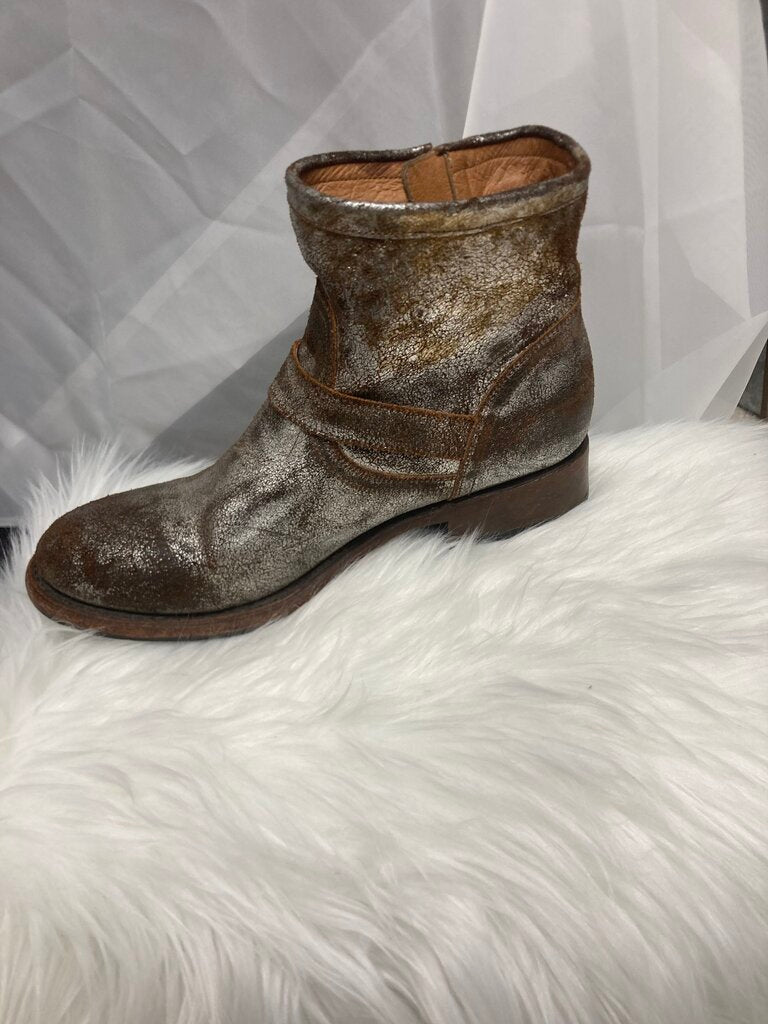 Matisse Silver Metallic Distressed JAX Biker Bootie
