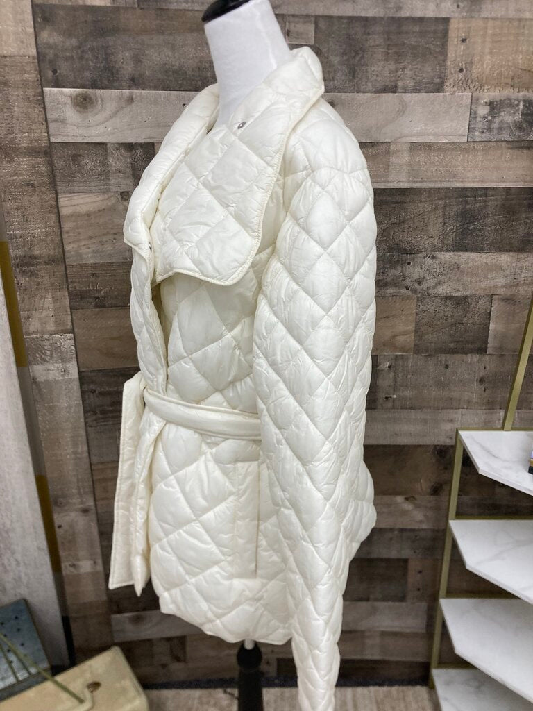 Athleta White Quilted Tie Waist Winter Jacket