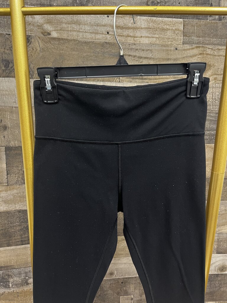 Black Athleta Capri Leggings