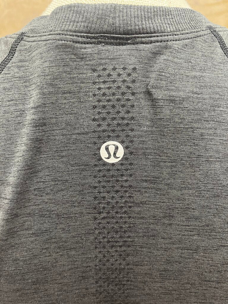 Lululemon Grey Athletic Fitted Long Sleeve Top