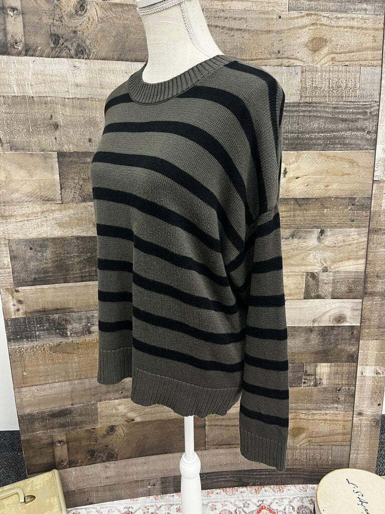 Evereve Green & Black Striped Oversized Sweater