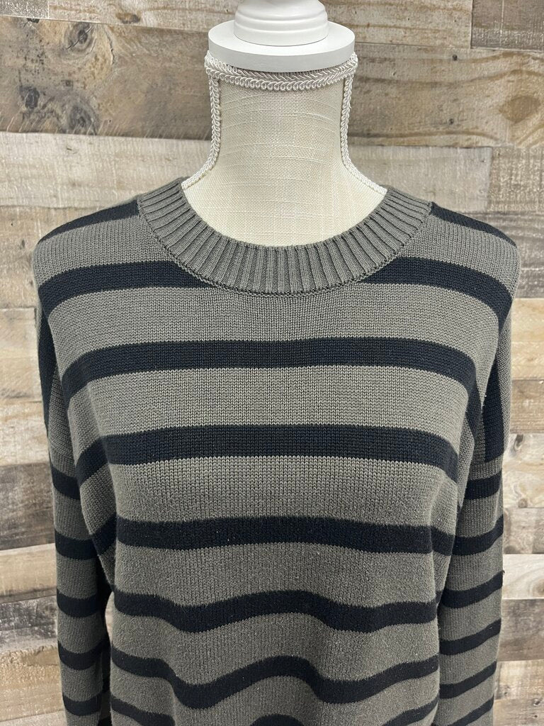 Evereve Green & Black Striped Oversized Sweater