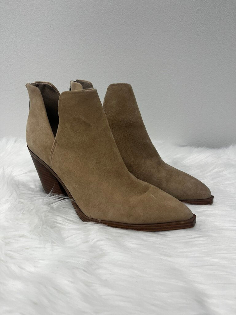 Vince Camuto Gigietta Booties Tortilla Suede