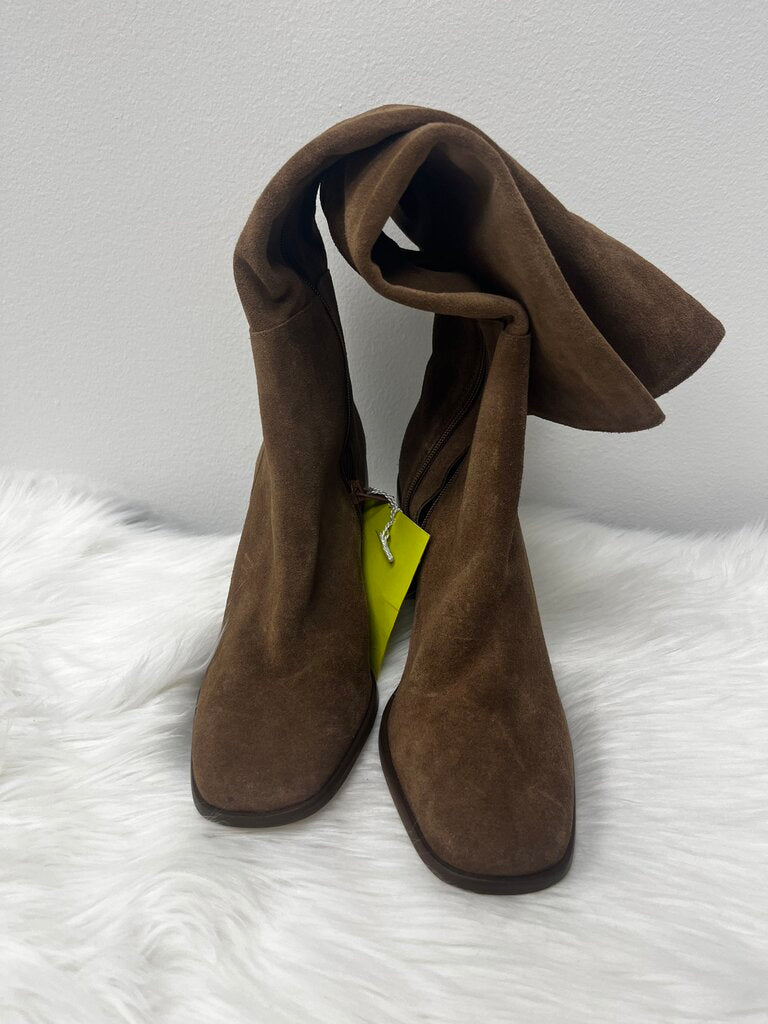 NWT Gianni Bini Chase Brown Suede Knee High Boots