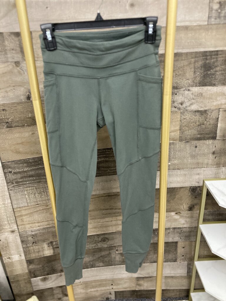 Athleta Olive Green w/Side Pockets and Texture