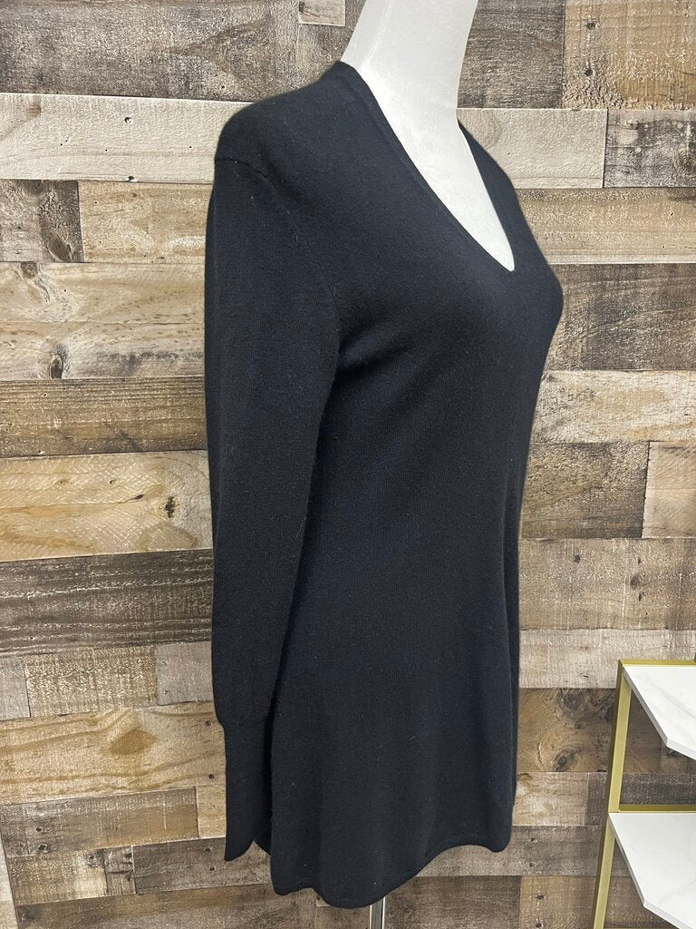 Kinross Cashmere Silk Blend Black V-Neck Long Sleeve Sweater