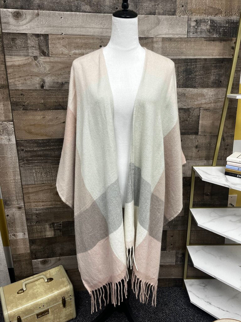 Woolrich Pink, Grey, Cream Plaid Shawl Poncho Wrap w/ Fringe