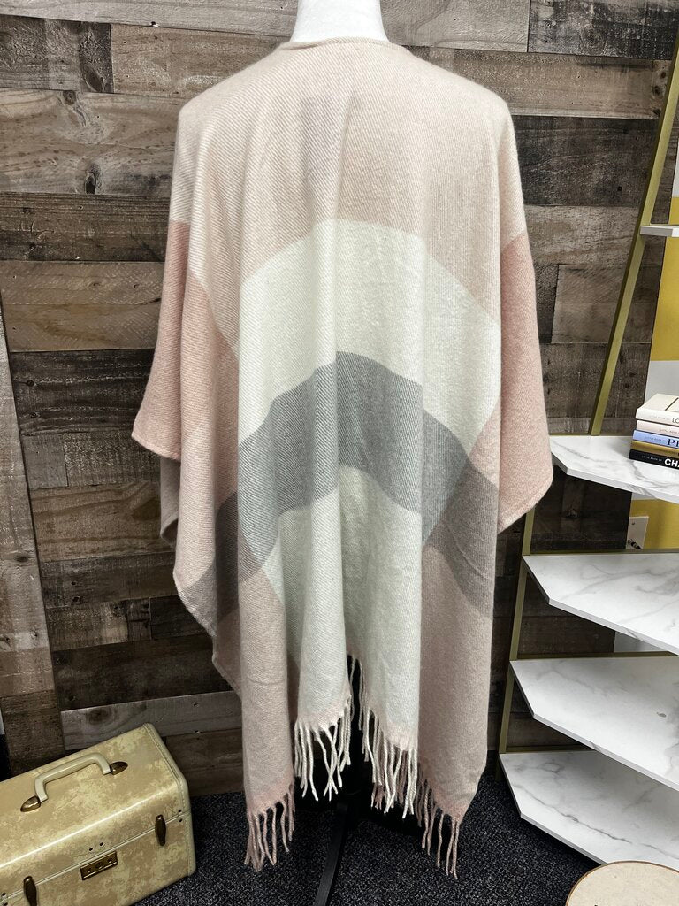 Woolrich Pink, Grey, Cream Plaid Shawl Poncho Wrap w/ Fringe