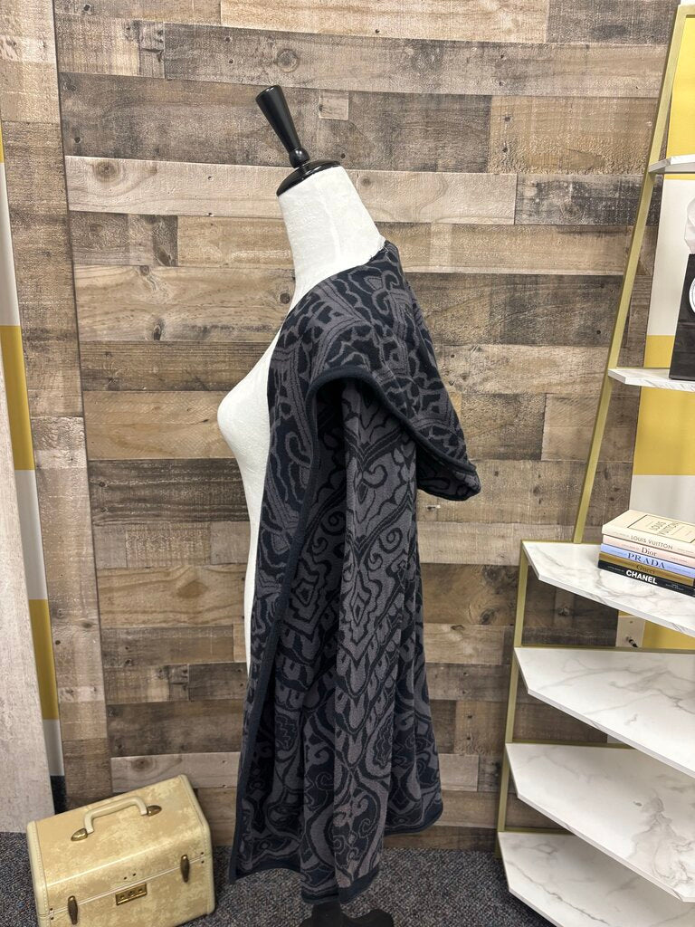 Athleta Grey and Black Patterned Long Cardigan