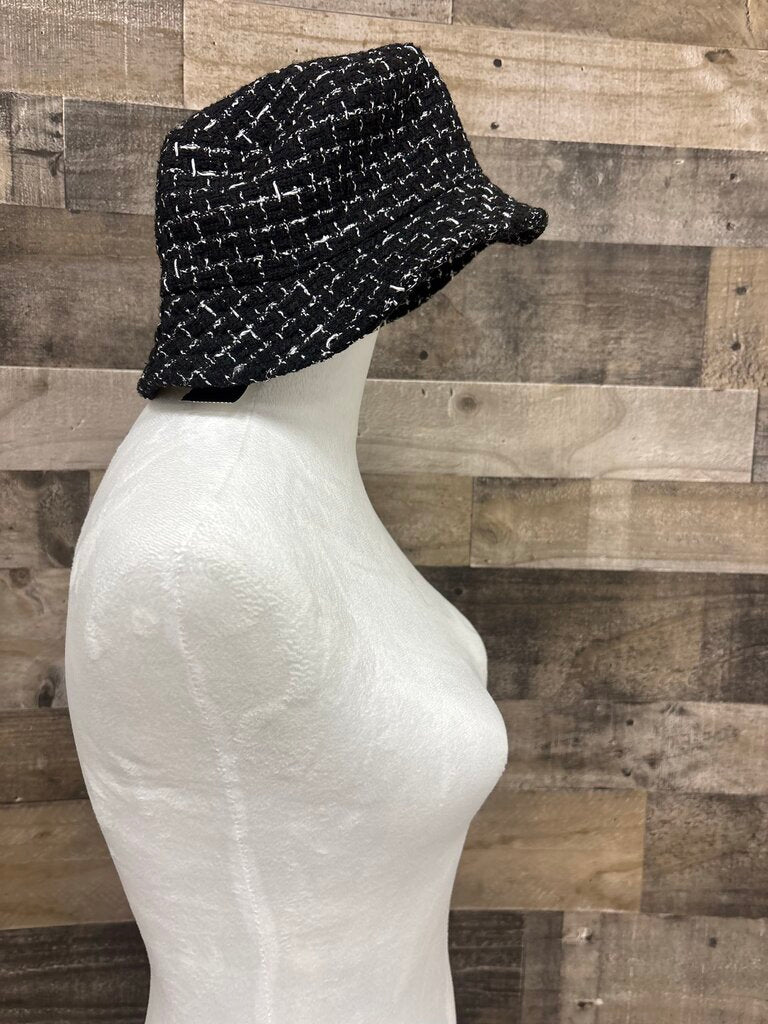 H&M Black Tweed Bucket Hat