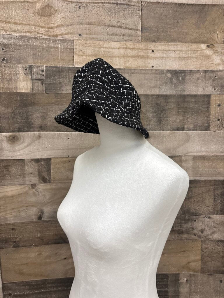 H&M Black Tweed Bucket Hat