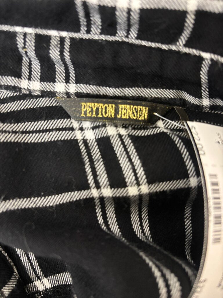 Peyton Jensen Black & White Plaid 3/4 Button Down