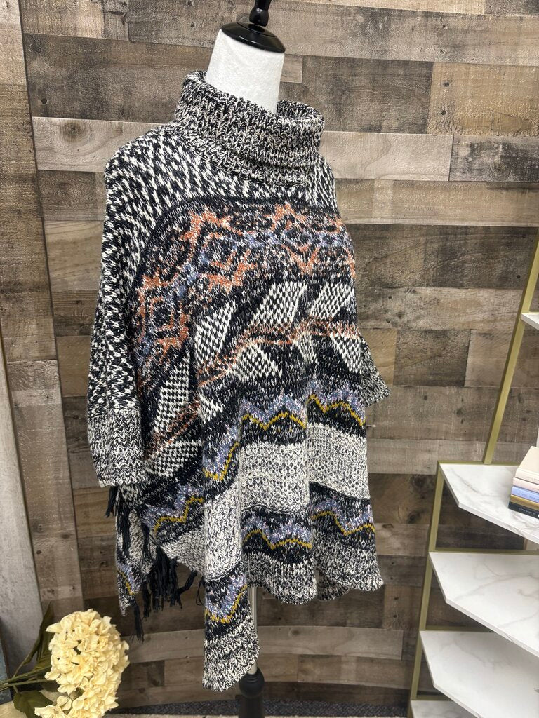 Anthro Pilcro Black & White Cowel Neck Ponch