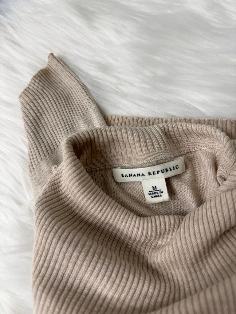 Banana Republic Cream Turtleneck