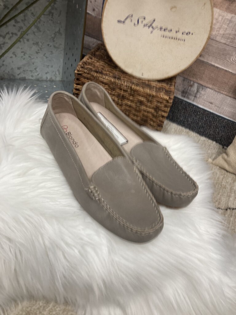 Blondo Taupe/Gray Leather Loafer