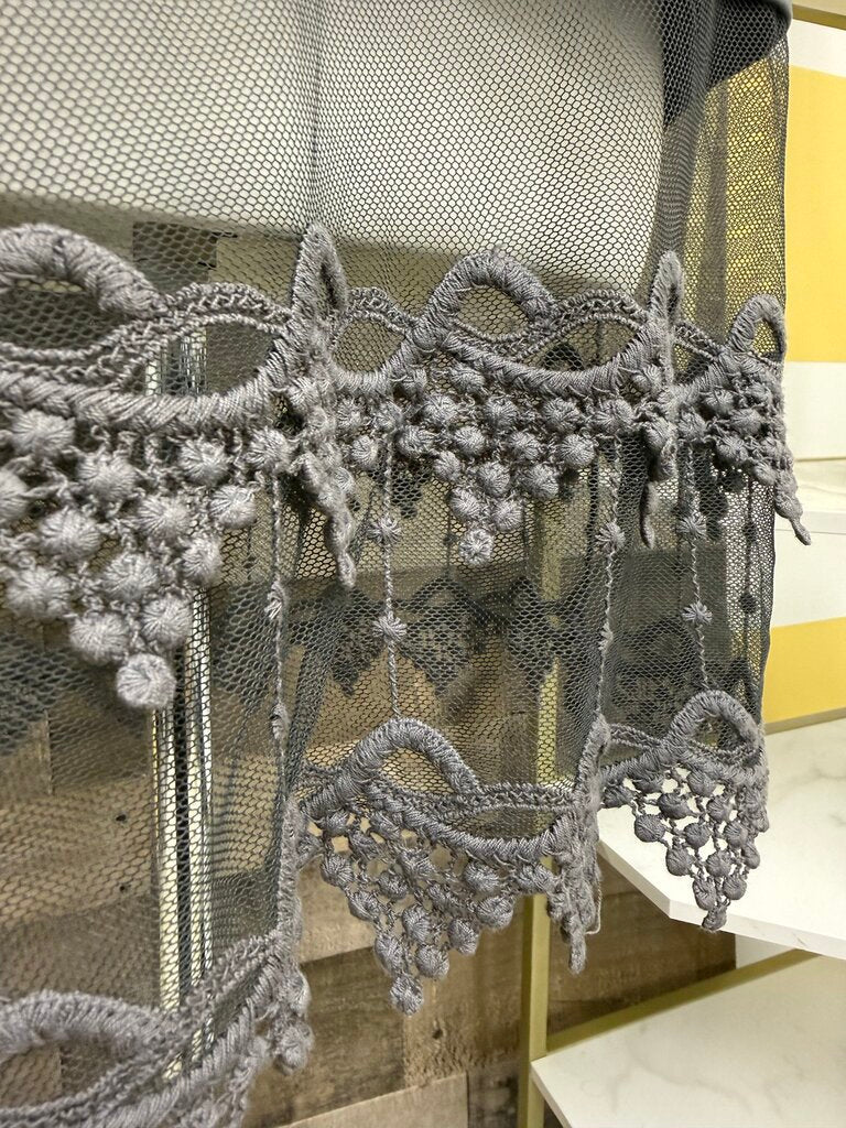 No Brand Gray Tank w/Lace Botton