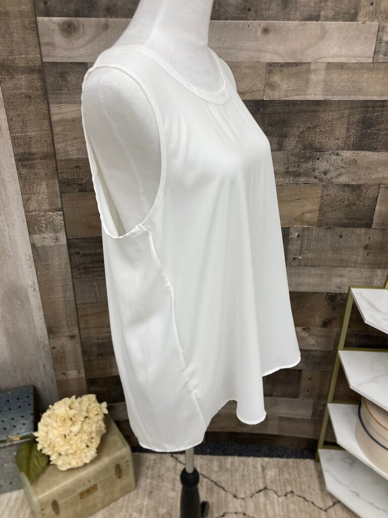 Pleione White Sleeveless Tank Blouse