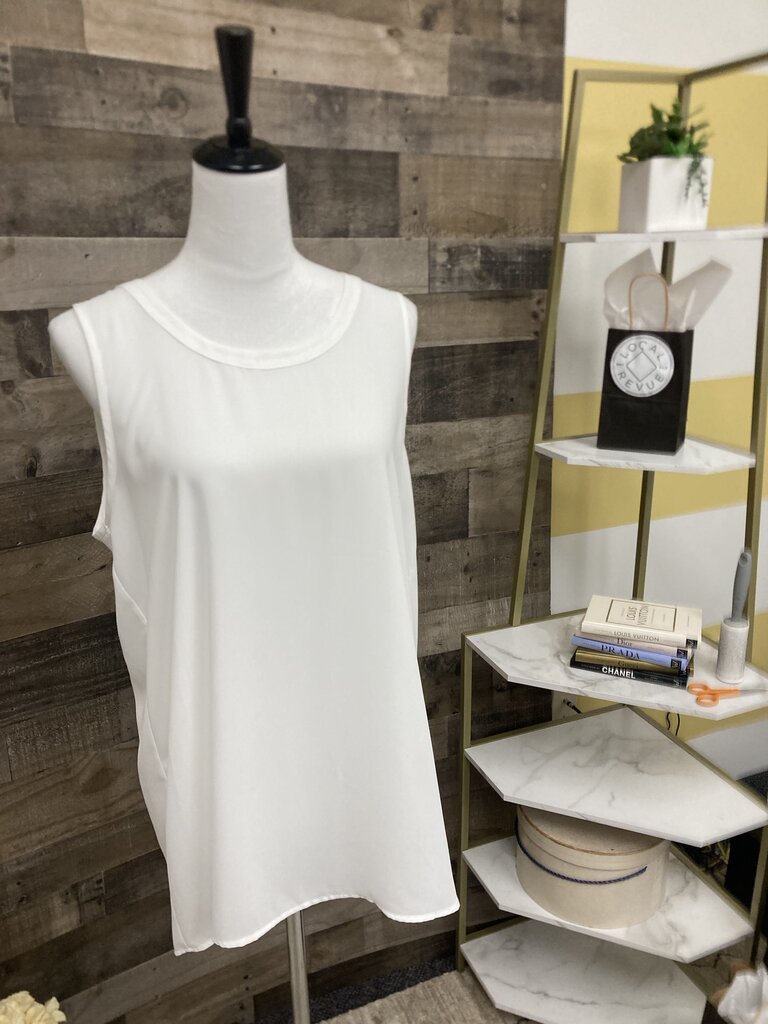 Pleione White Sleeveless Tank Blouse