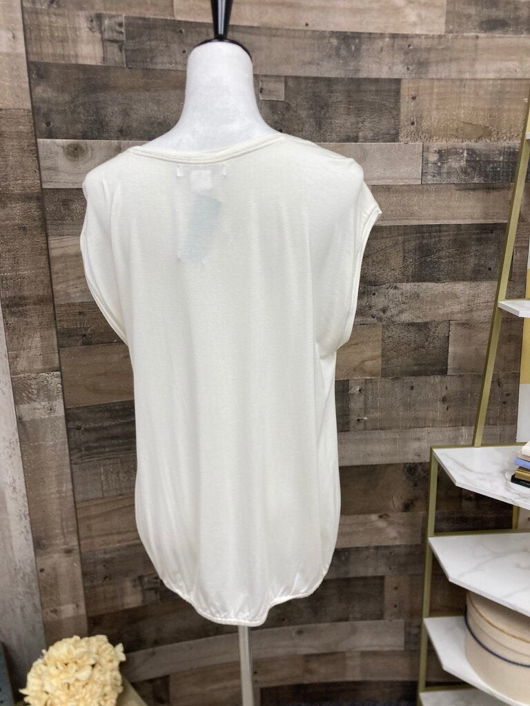 Liz Claiborne Cream Sleeveless Top
