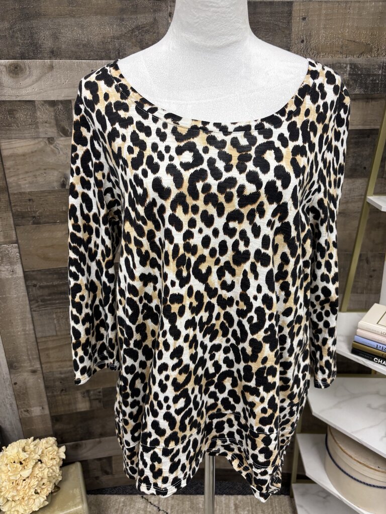 Chico's Leopard Print 3/4 Sleeve