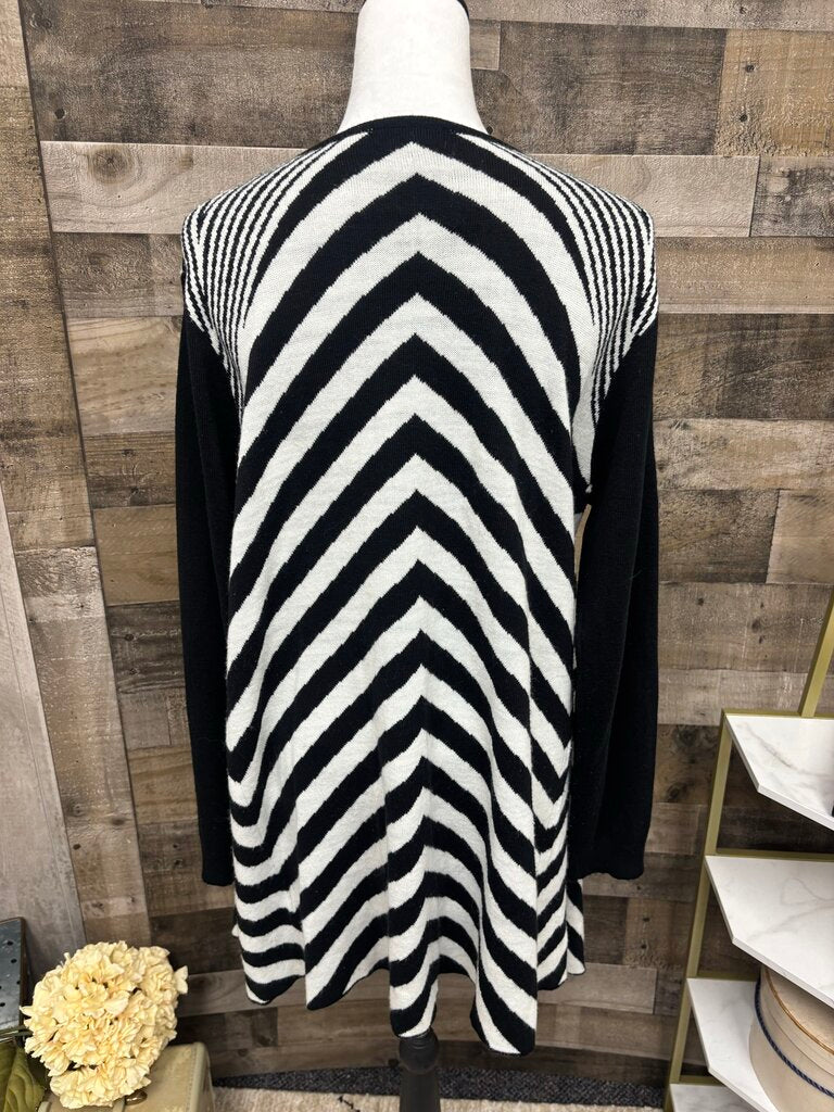 Material Girl Black & White Striped Cardigan