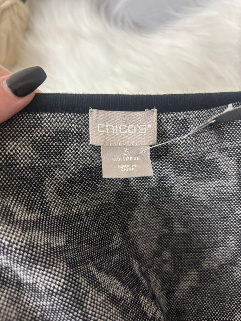 Chico's Jacquard Black & White Patterned Zip