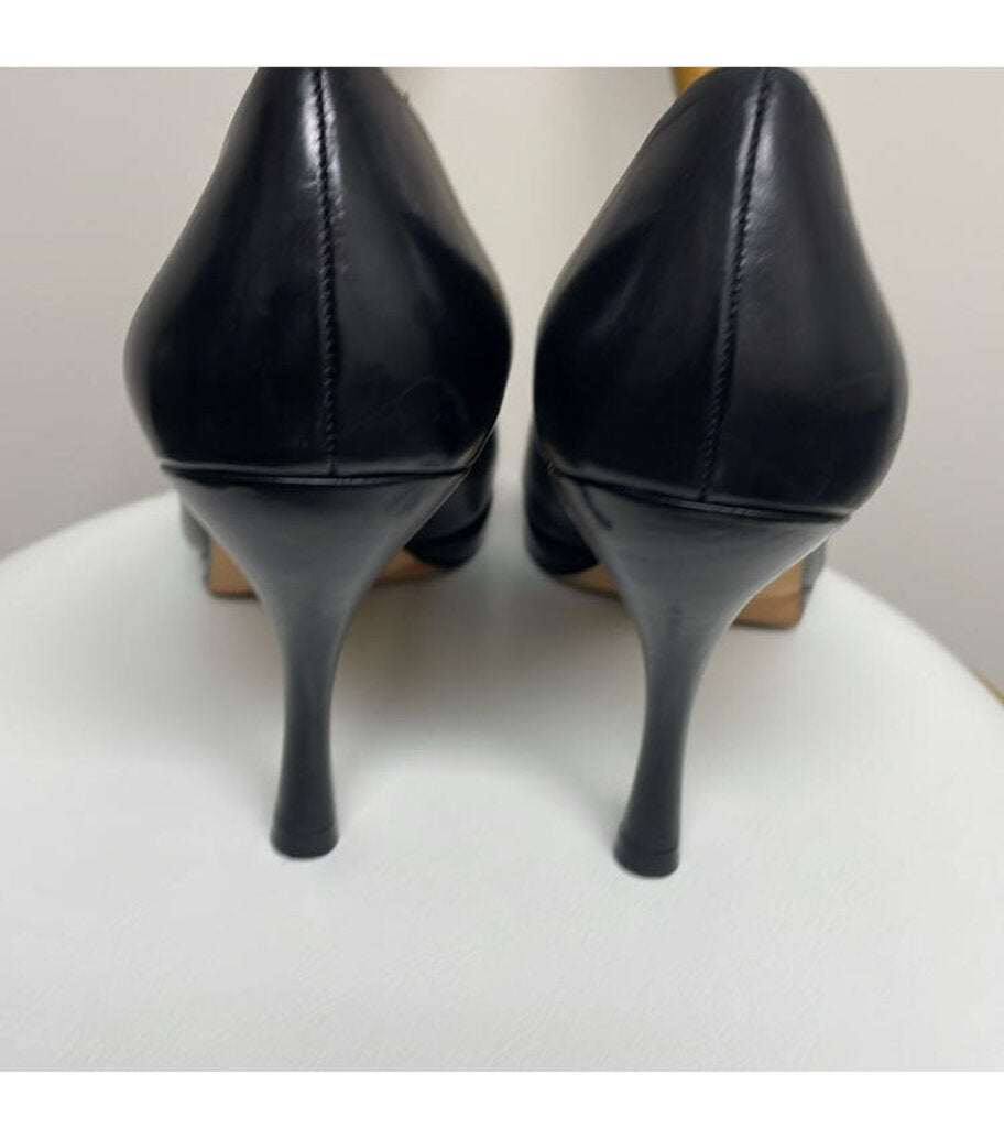 Via Spiga Black Leather Pump