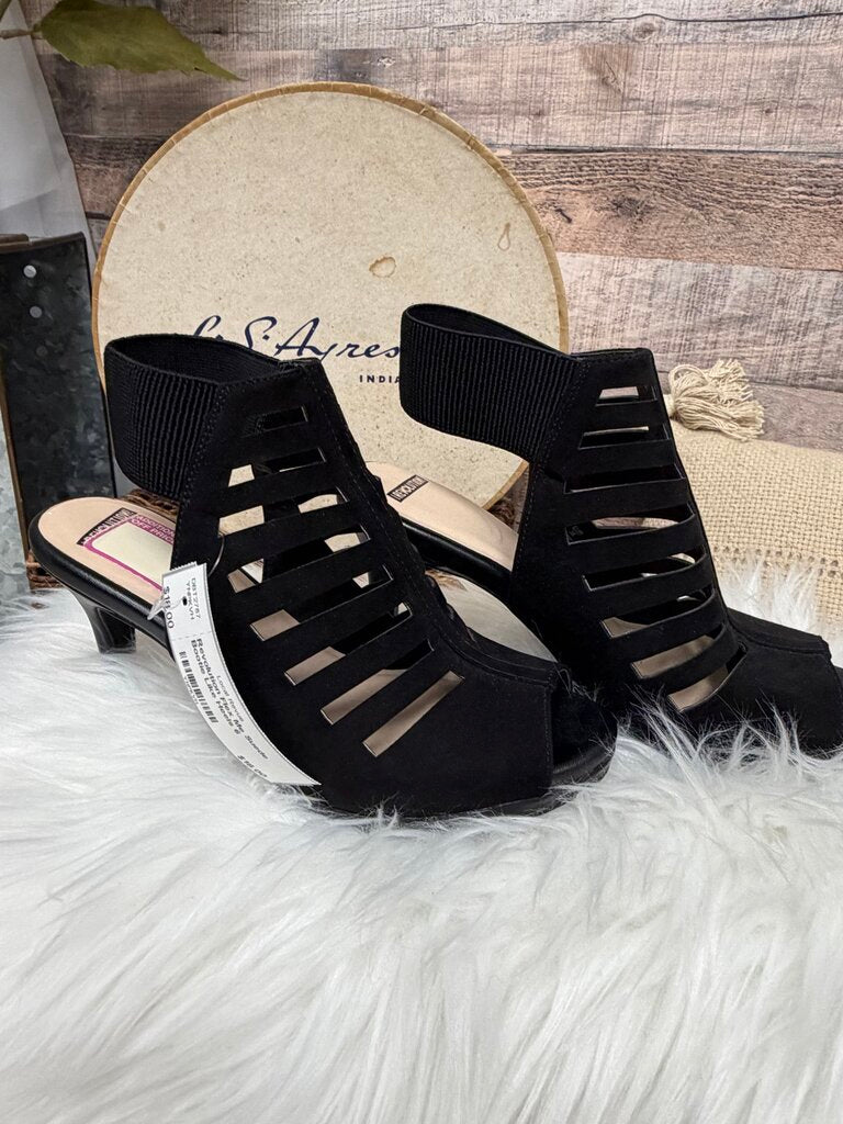 Revolution Flex Me Suede Bootie Like Heels