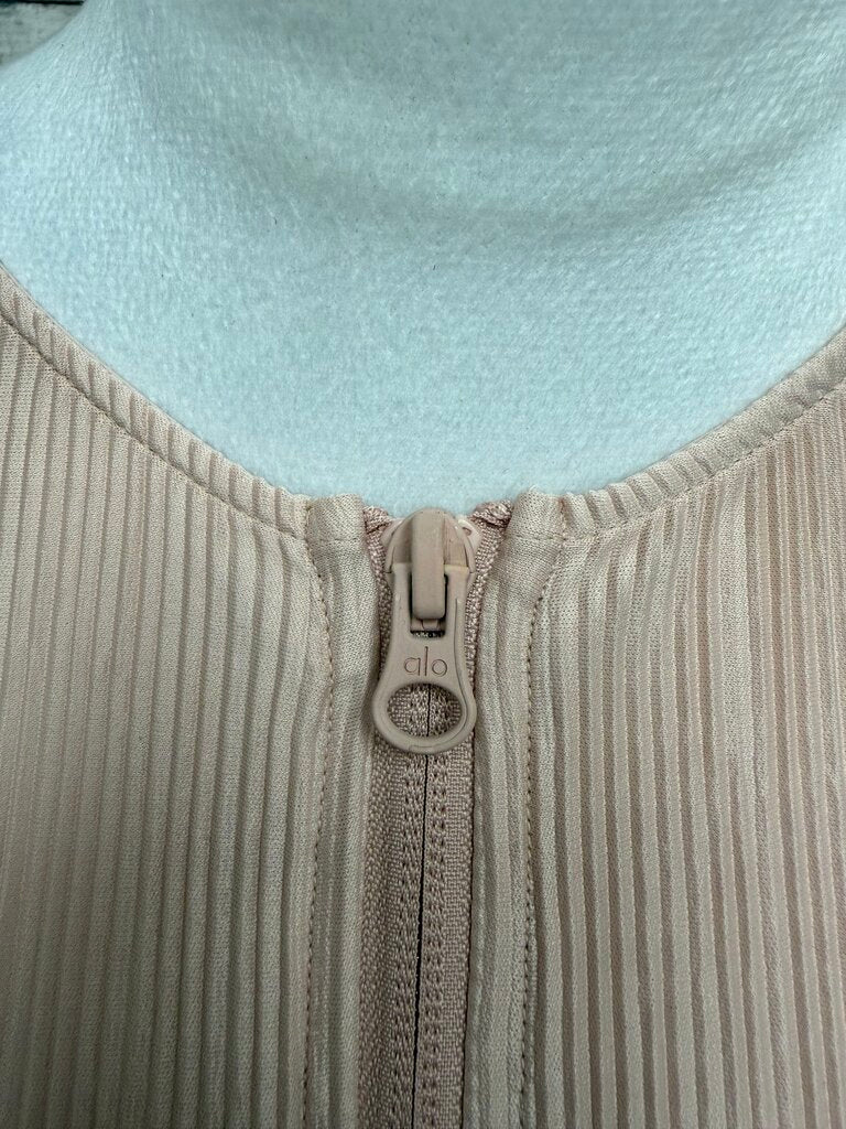 Alo Pink Pleated Cropped Yoga Jacket