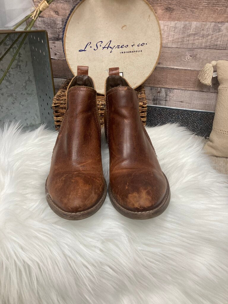 Matisse Cognac Brown Distressed Booties