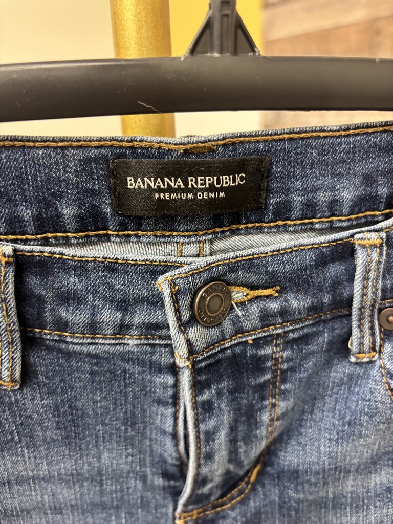 Banana Republic Premium Girlfriend Denim