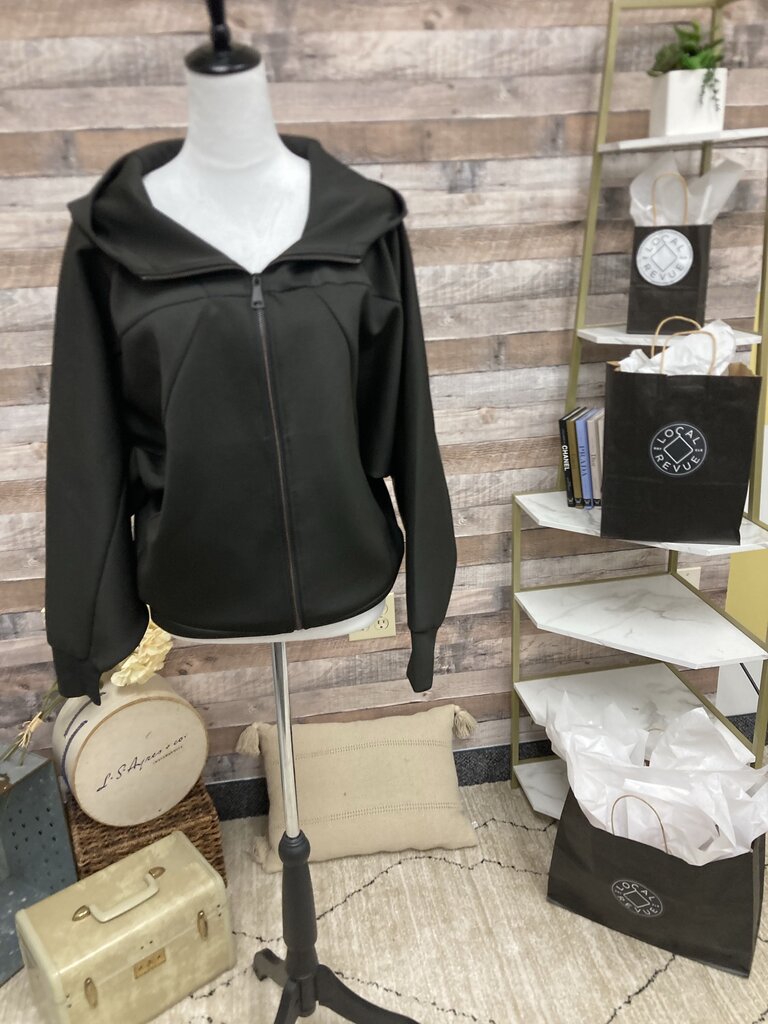 Leem Black Oversized Sleeve Hoodie