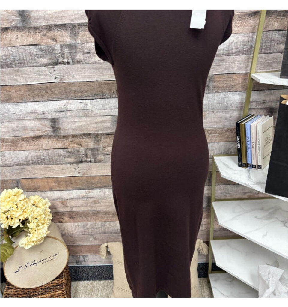 Barney's COOP Brown Sleeveless Sweater