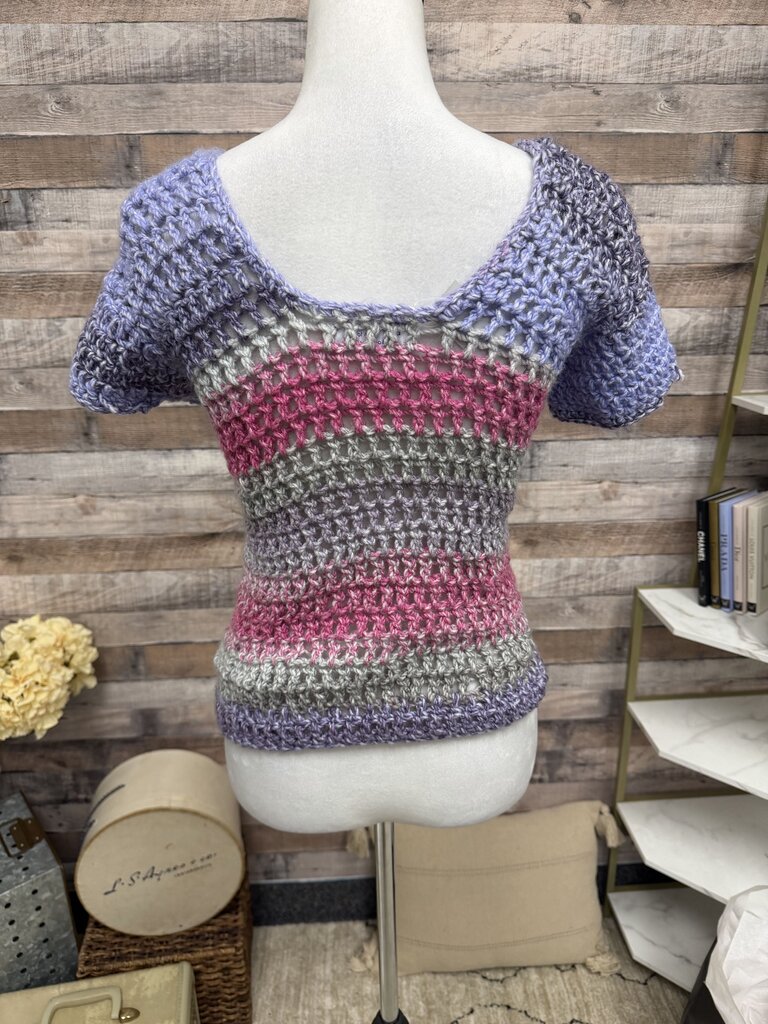 Body by Anca Purple & Pink Short Sleeve Sweater