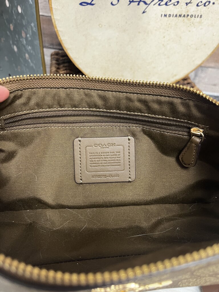 Coach Tan & Brown Leather Baguette w/Gold Chain