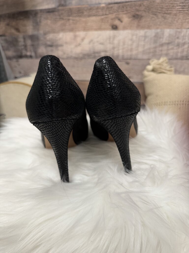 BCBGeneration Black Snakeskin Platform Pumps