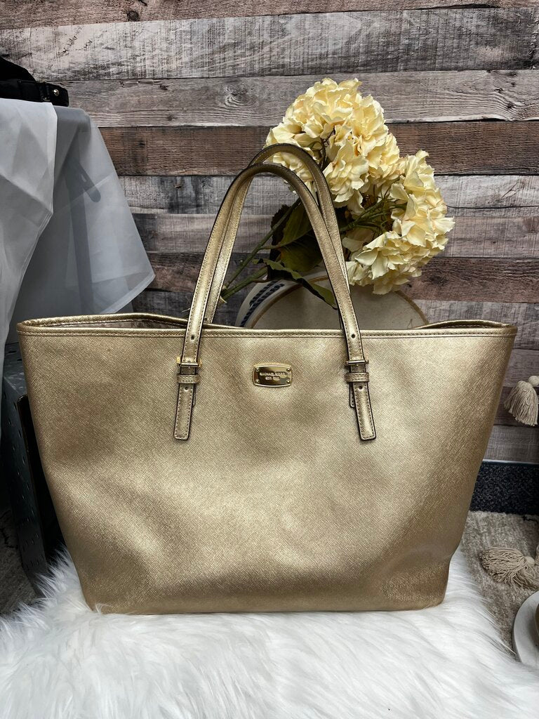 Michael Kors Gold Leather Jet Set Large Tote