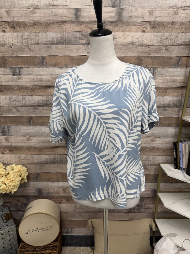 Vince Camuto Baby Blue & White Palm Leaf Print