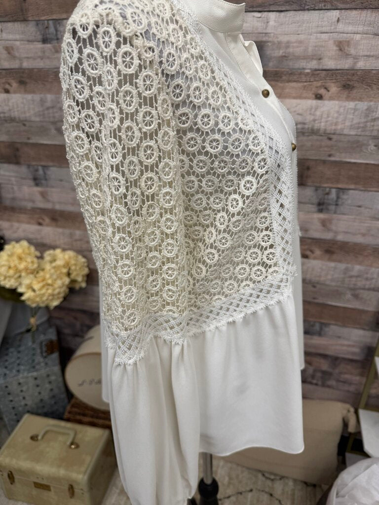 Twelfth Street by Cynthia Vincent White Long Sleeve Lace Detail Blouse