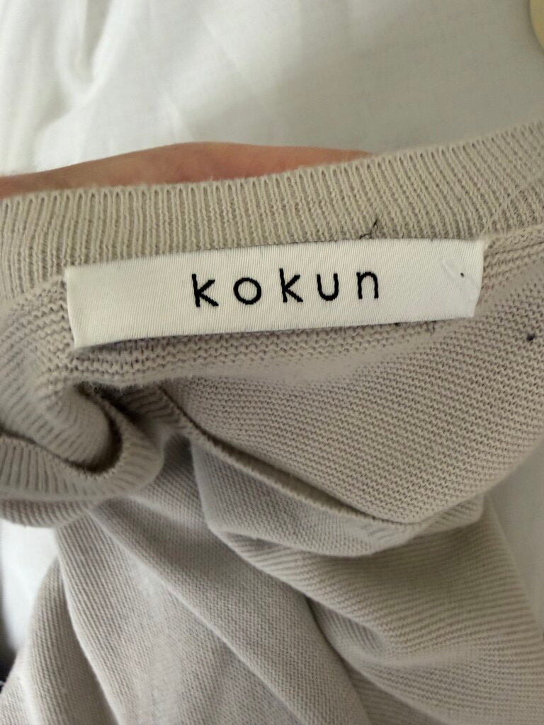 Kokun Light Grey Knit Crewneck Pullover