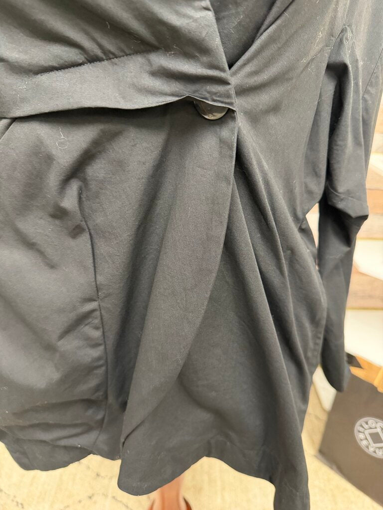 Moyuru Black Wrap-Style Front Button Closure Jacket