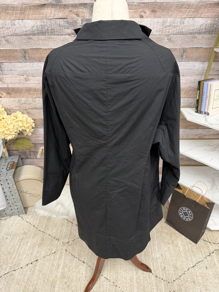 Moyuru Black Wrap-Style Front Button Closure Jacket