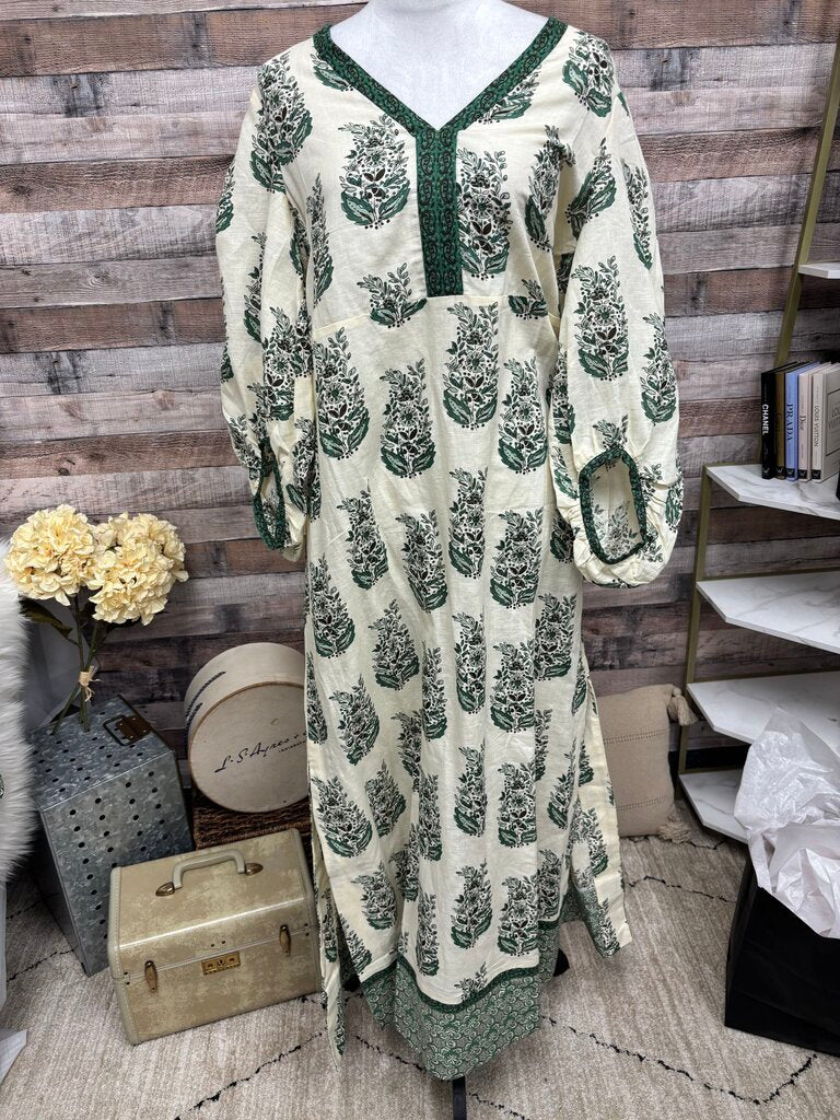 Tuckernuck Cream & Green Paisley Print