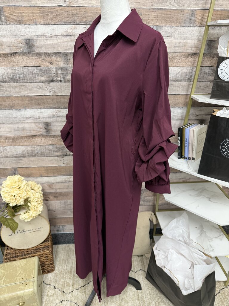 Pomander Place Burgundy 3/4 Layerd Sleeve Belted