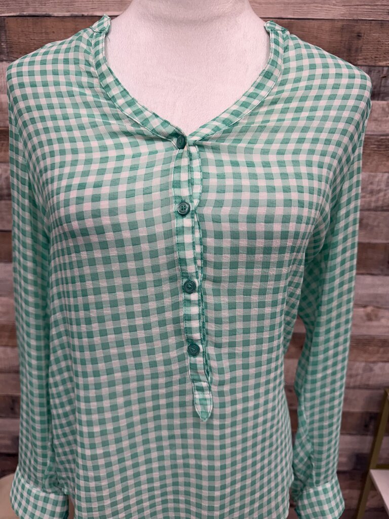 Daisy Fuentes Green & White Gingham