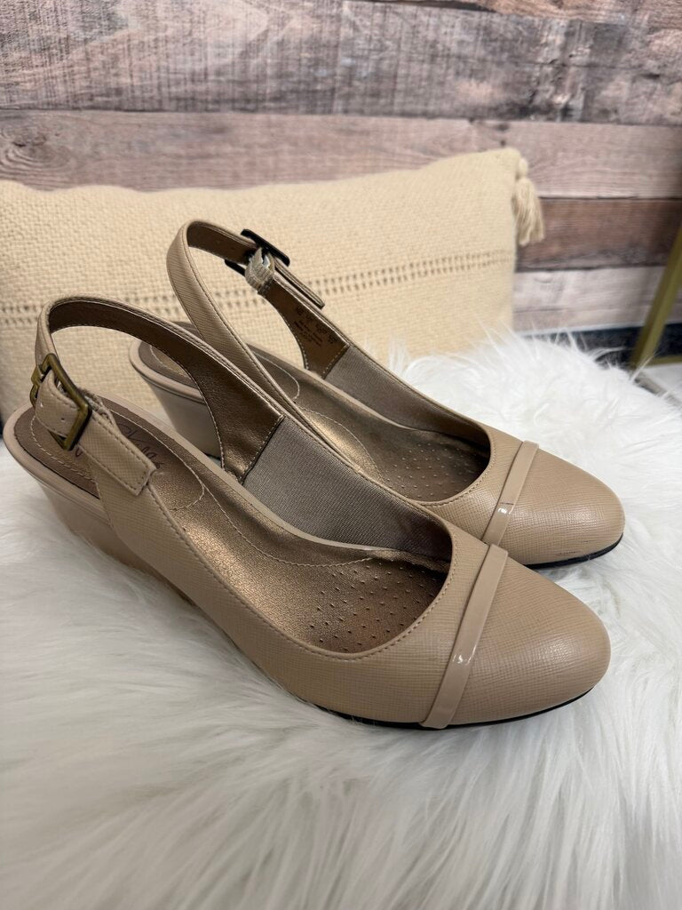 Life Stride Slingback Wedge