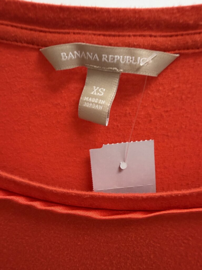 Banana Republic Orange Short Sleeve Tee