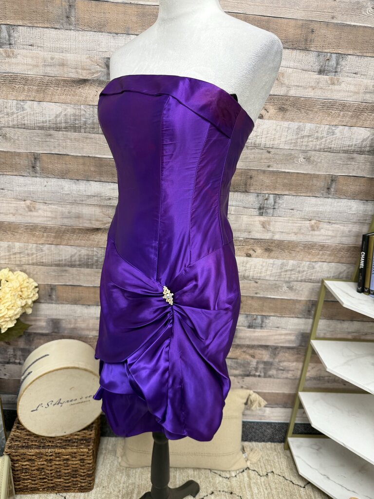 Jessica McClintock Gunn Sax Purple Satin